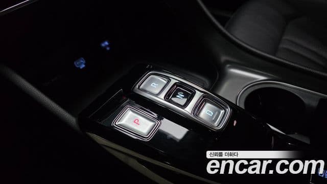 Hyundai Sonata 2022 — ფოტო 9/20
