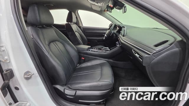 Hyundai Sonata 2022 — ფოტო 10/20