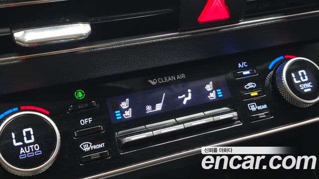 Hyundai Sonata 2022 — ფოტო 18/20