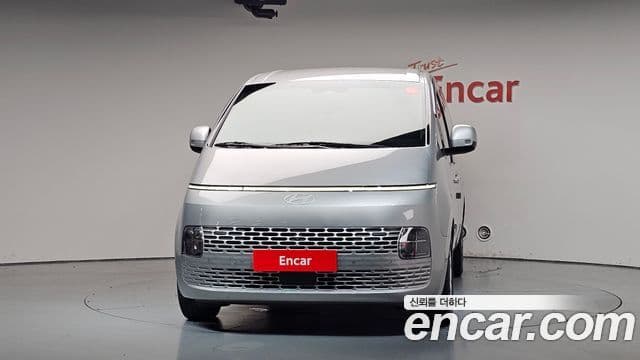 Hyundai Staria 2024 — Şəkil 3/20