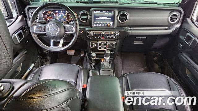Jeep Wrangler 2020 — Şəkil 7/20