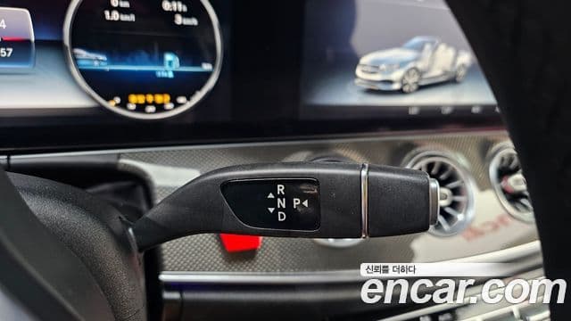Mercedes-Benz E-Class 2019 — Фото 8/20