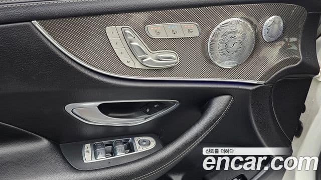 Mercedes-Benz E-Class 2019 — фото 17 из 20