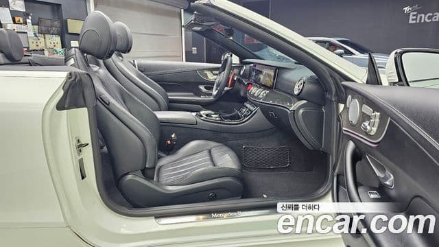 Mercedes-Benz E-Class 2019 — Photo 9/30