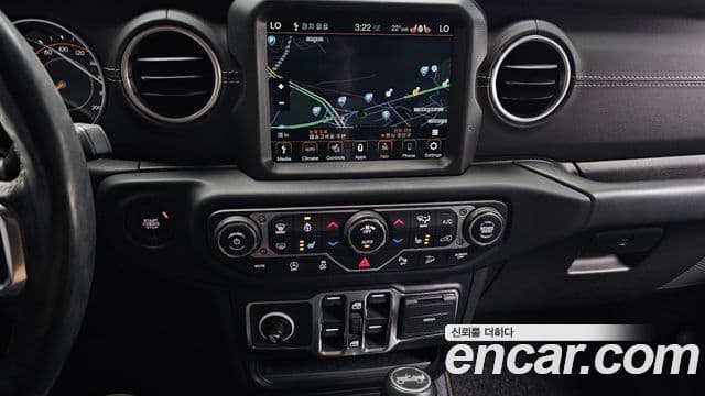 Jeep Wrangler 2019 — Фото 13/20
