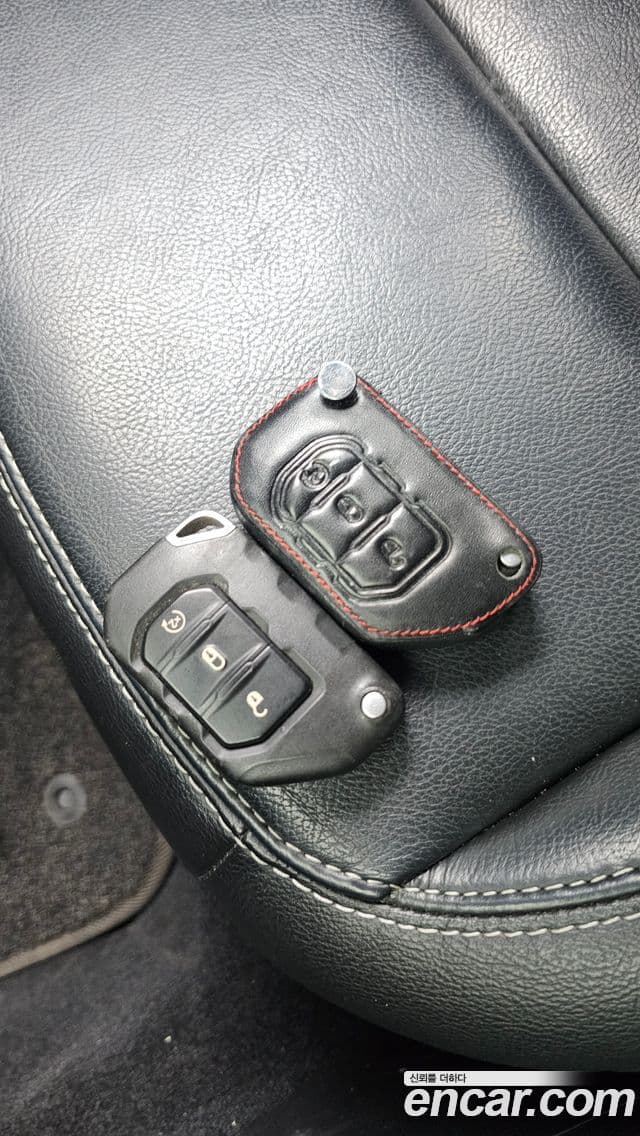 Jeep Wrangler 2019 — Photo 26/33