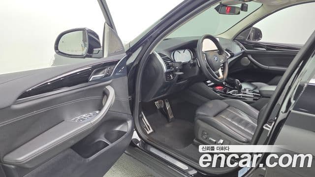 BMW X3 2018 — Şəkil 10/20