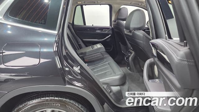 BMW X3 2018 — Şəkil 12/20