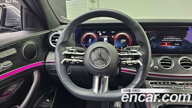 Mercedes-Benz E-Class 2021 — ფოტო 13/20