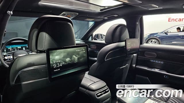 Genesis G90 2022 — Şəkil 32/33