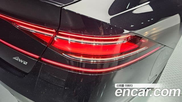 Genesis G90 2022 — Şəkil 28/33