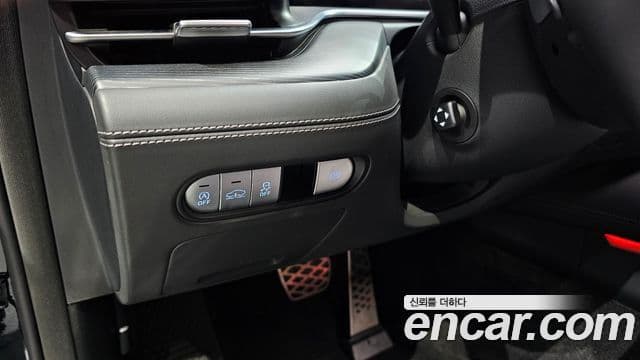 Genesis G90 2022 — Şəkil 24/33