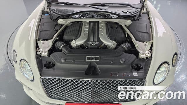 Bentley Continental GT 2019 — Photo 4/34