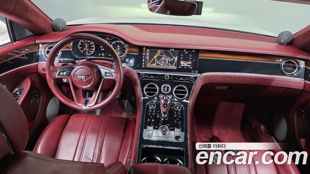 Bentley Continental GT 2019 — Photo 2/34
