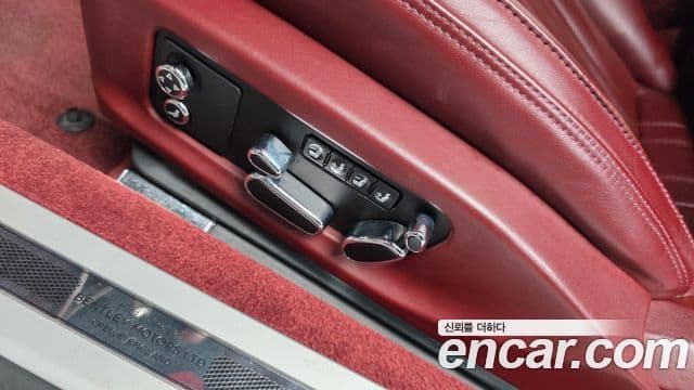 Bentley Continental GT 2019 — Photo 15/34