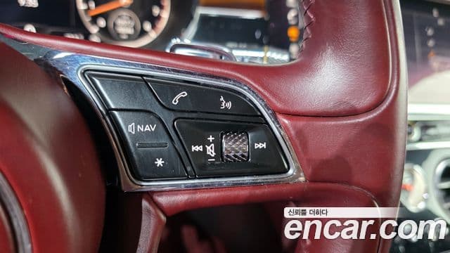Bentley Continental GT 2019 — Photo 12/34