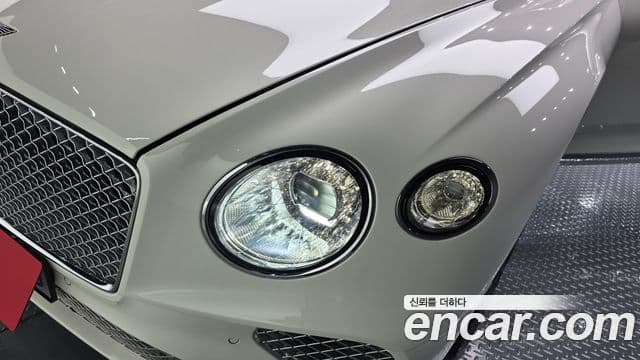 Bentley Continental GT 2019 — Photo 25/34
