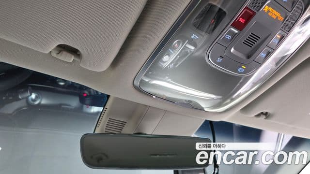Genesis Electrified G80 2023 — Şəkil 19/20