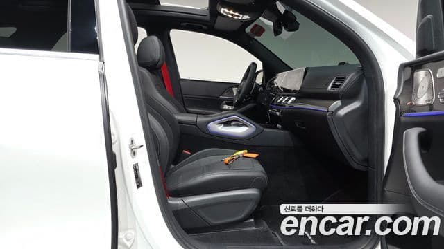 Mercedes-Benz GLE-Class 2025 — Photo 14/37