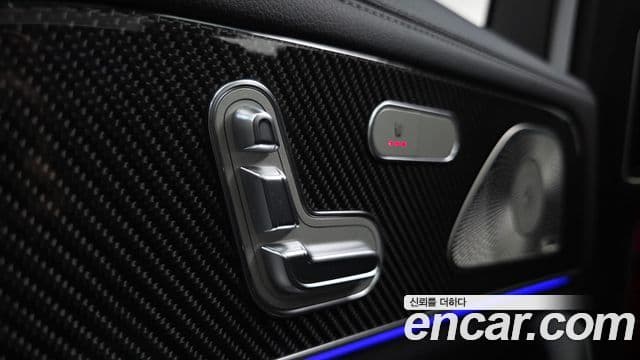 Mercedes-Benz GLE-Class 2025 — Photo 6/37