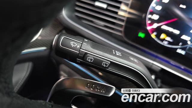 Mercedes-Benz GLE-Class 2025 — Photo 37/37