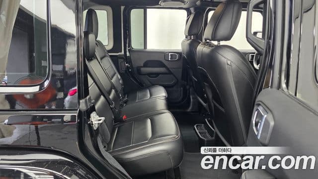 Jeep Wrangler 2020 — ფოტო 12/20