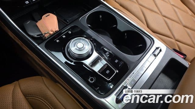 Kia Carnival 2024 — Photo 8/36