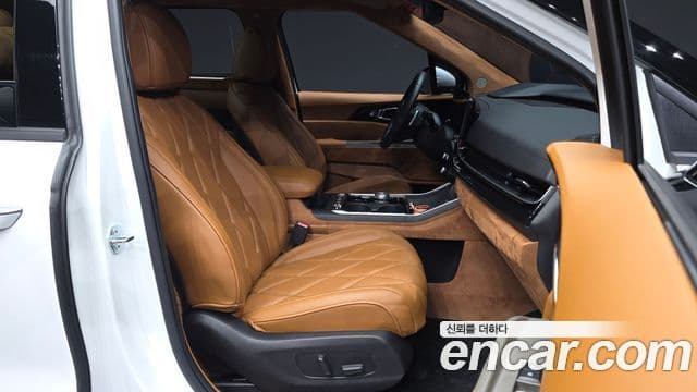 Kia Carnival 2024 — Photo 18/36