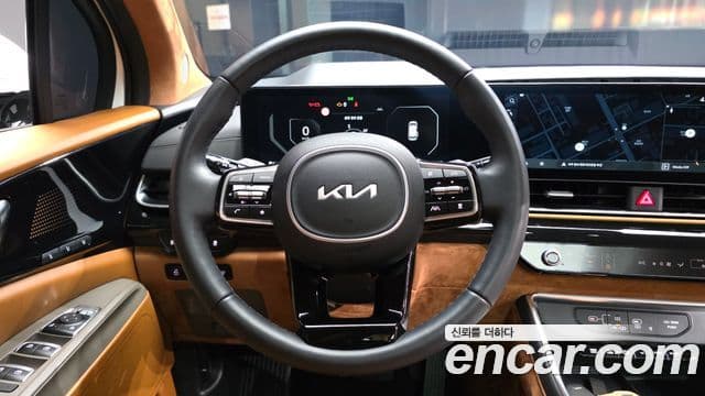 Kia Carnival 2024 — Photo 20/36