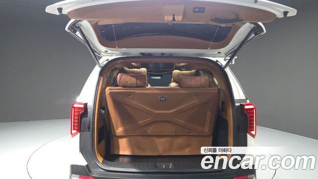 Kia Carnival 2024 — Photo 11/36