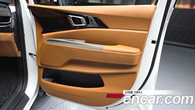 Kia Carnival 2024 — Photo 12/36