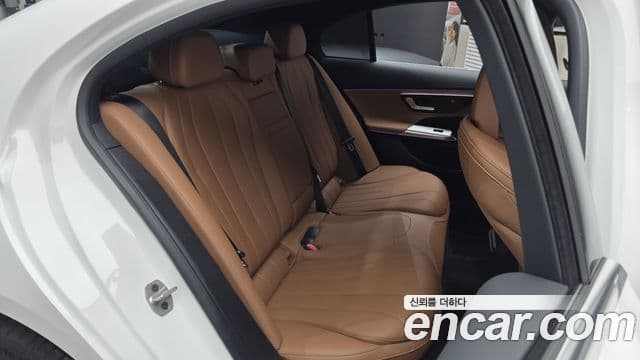 Mercedes-Benz E-Class 2026 — Şəkil 13/20