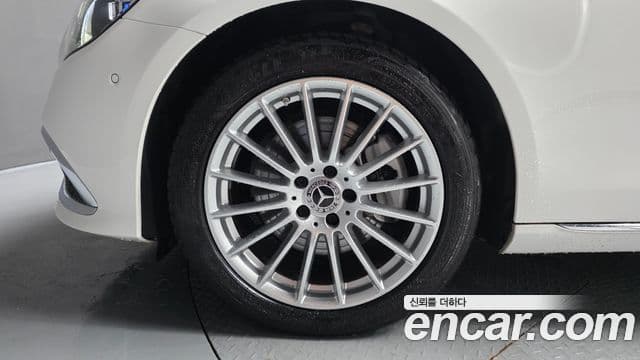 Mercedes-Benz E-Class 2022 — Şəkil 4/20