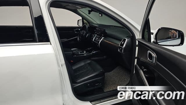 Kia Sorento 2021 — Фото 12/20
