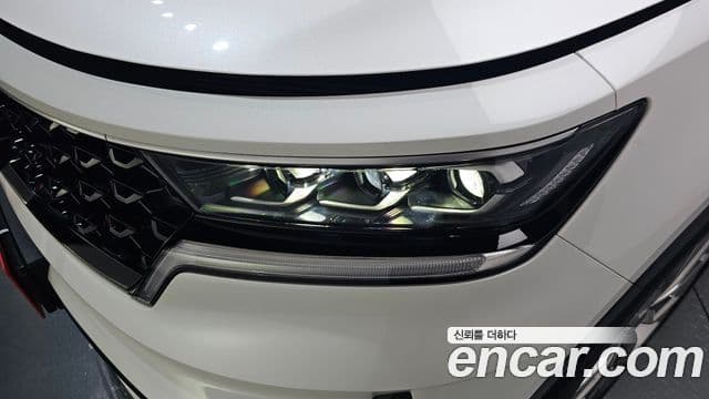 Kia Sorento 2021 — Photo 17/34