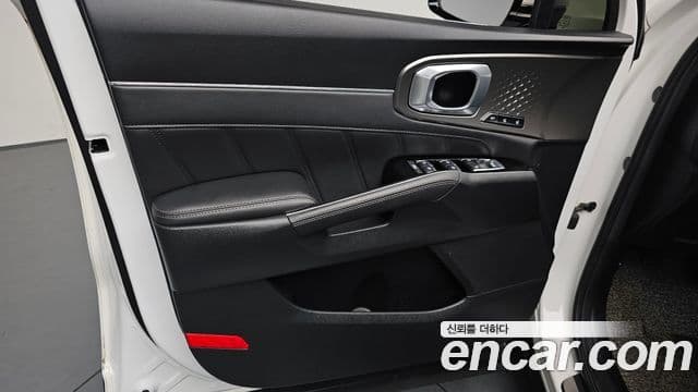 Kia Sorento 2021 — Photo 16/34