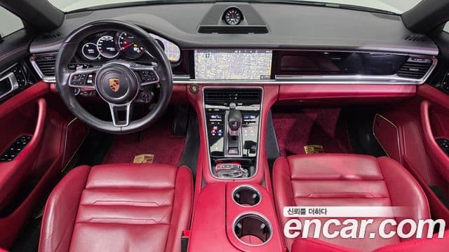 Porsche Panamera 2018 — ფოტო 7/20