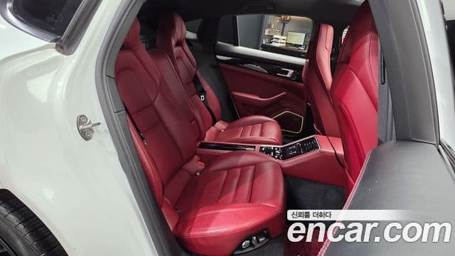 Porsche Panamera 2018 — ფოტო 12/20