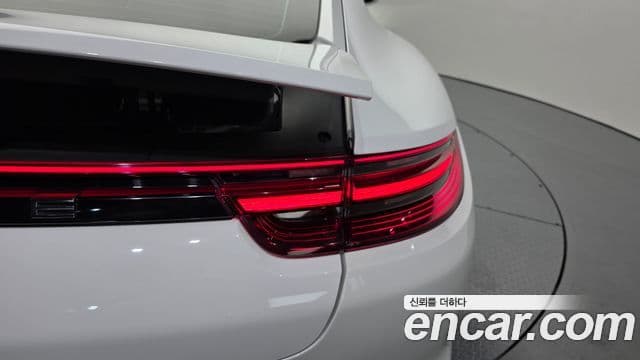 Porsche Panamera 2018 — Photo 18/30