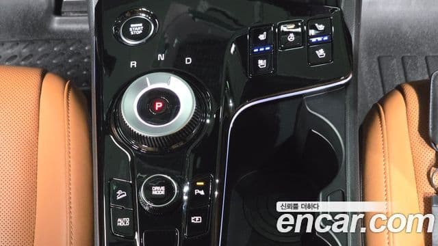 Kia Sportage 2023 — ფოტო 9/20