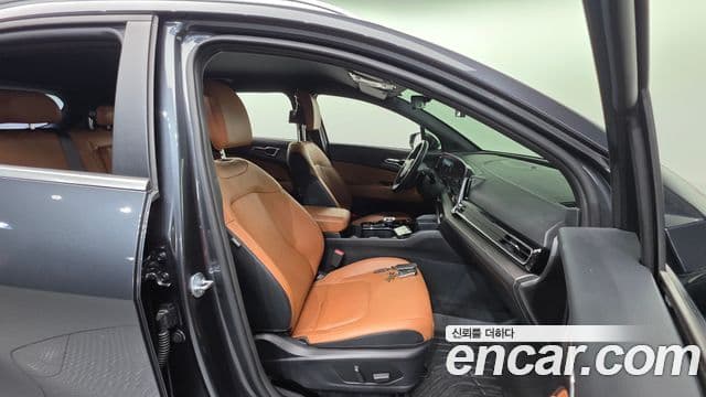 Kia Sportage 2023 — фото 10 из 20