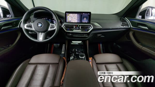 BMW X4 2023 — Фото 7/20
