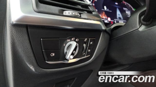 BMW X4 2023 — Фото 16/20