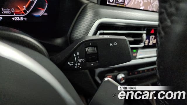 BMW X4 2023 — Photo 4/36