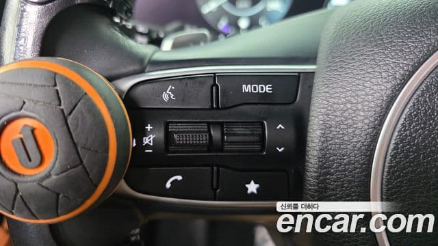 Kia Sportage 2022 — ფოტო 14/20