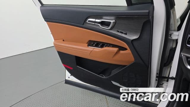 Kia Sportage 2022 — ფოტო 32/32