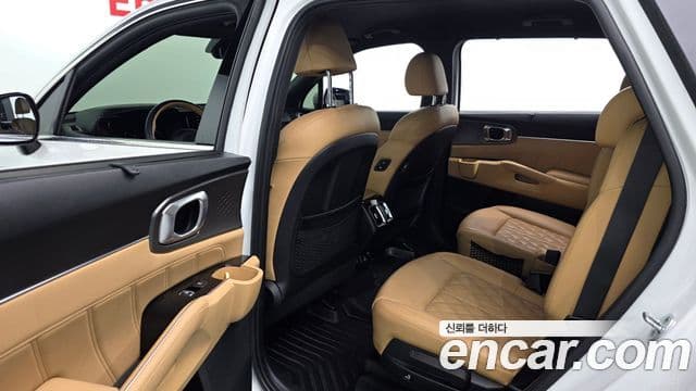 Kia Sorento 2021 — фото 12 из 20