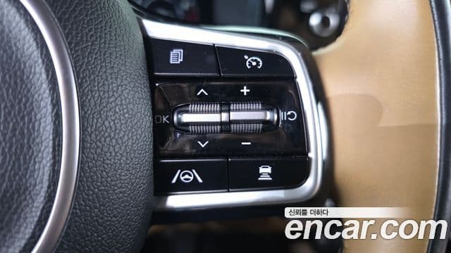 Kia Sorento 2021 — ფოტო 19/20