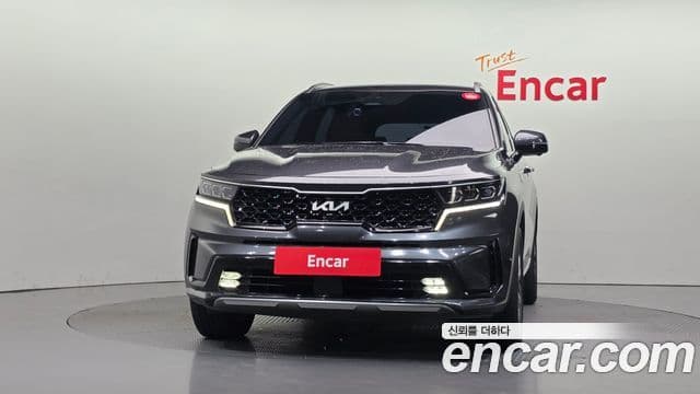 Kia Sorento 2023 — ფოტო 3/20
