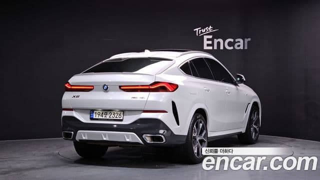 BMW X6 2022 — ფოტო 2/20